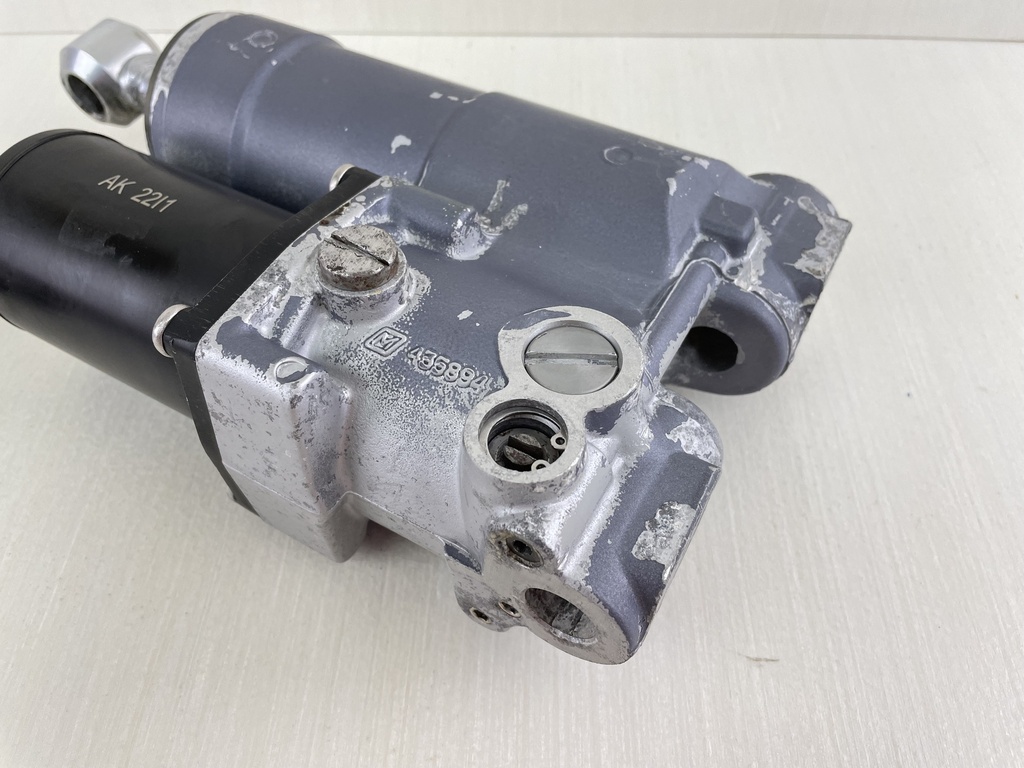 Johnson Evinrude 40HP 50 HP Power Trim & Tilt Unit Assembly 0438135 0435903