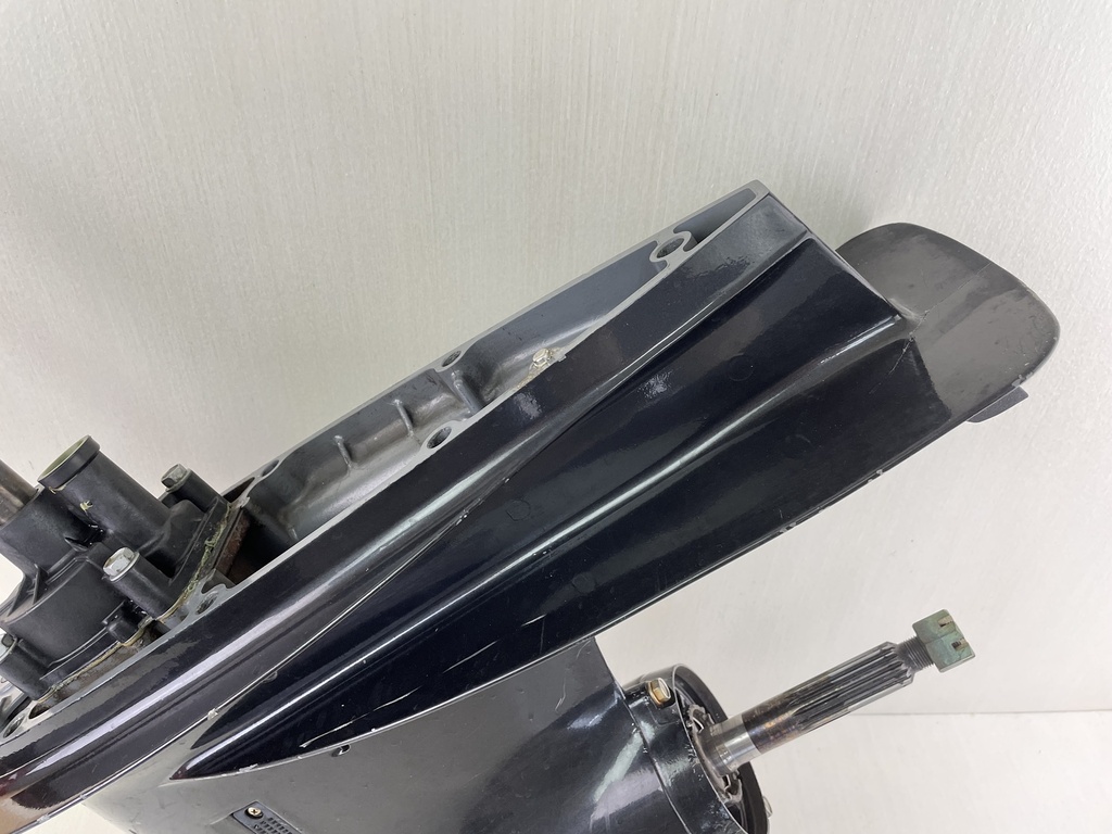 01-2011 Suzuki DF 115 HP 4 Stroke Outboard 25" Lower Unit Gear Case Assembly RH