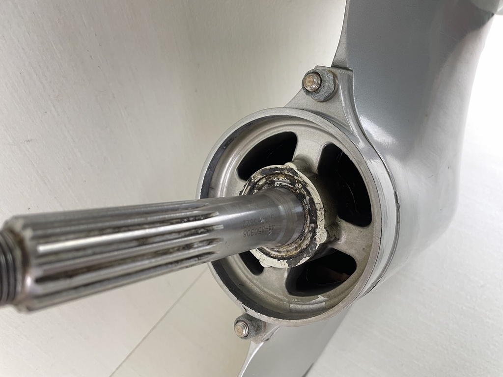 1997 Honda 90HP 4 Stroke Outboard 25" XL Lower Unit Gear Case 41100-ZW1-711ZA