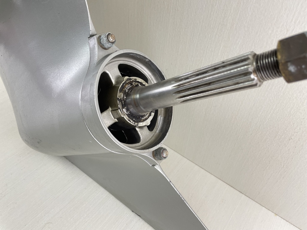 1997 Honda 90HP 4 Stroke Outboard 25" XL Lower Unit Gear Case 41100-ZW1-711ZA