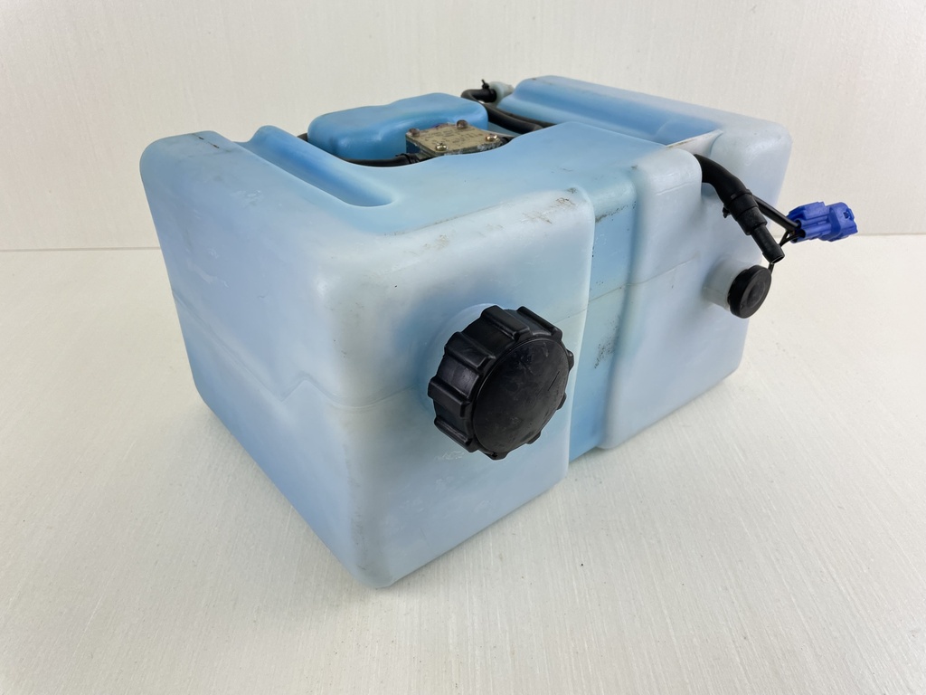 Yamaha Outboard 2 Stroke 10.5L Remote Sub Oil Tank With Pump & Sensor