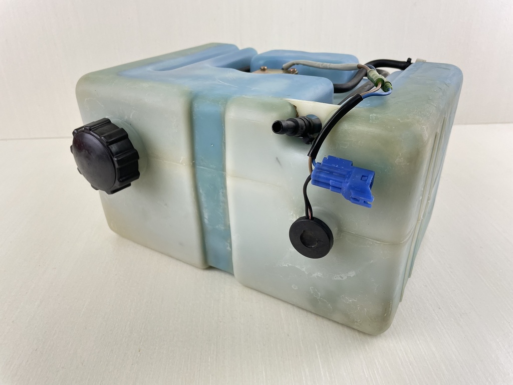 Yamaha Outboard 2 Stroke Remote Sub Oil Tank With Pump & Sensor 10.5L