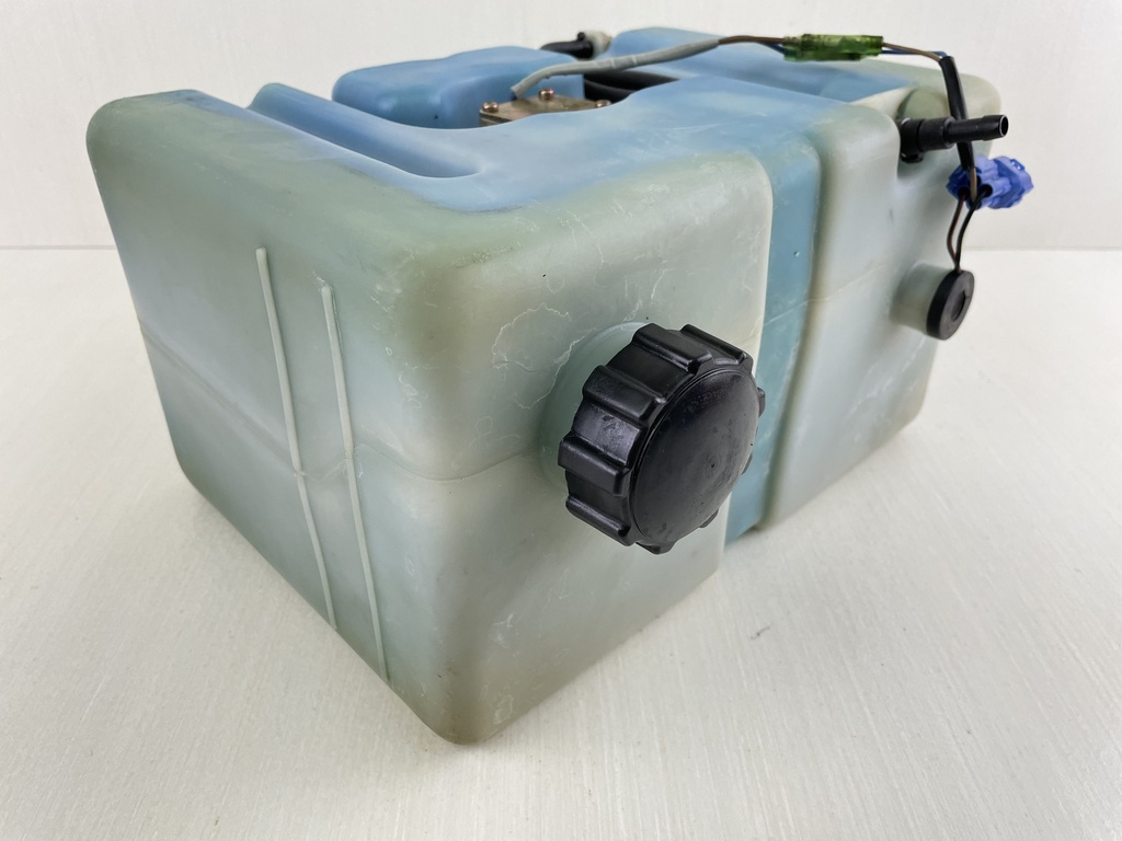 Yamaha Outboard 2 Stroke Remote Sub Oil Tank With Pump & Sensor 10.5L