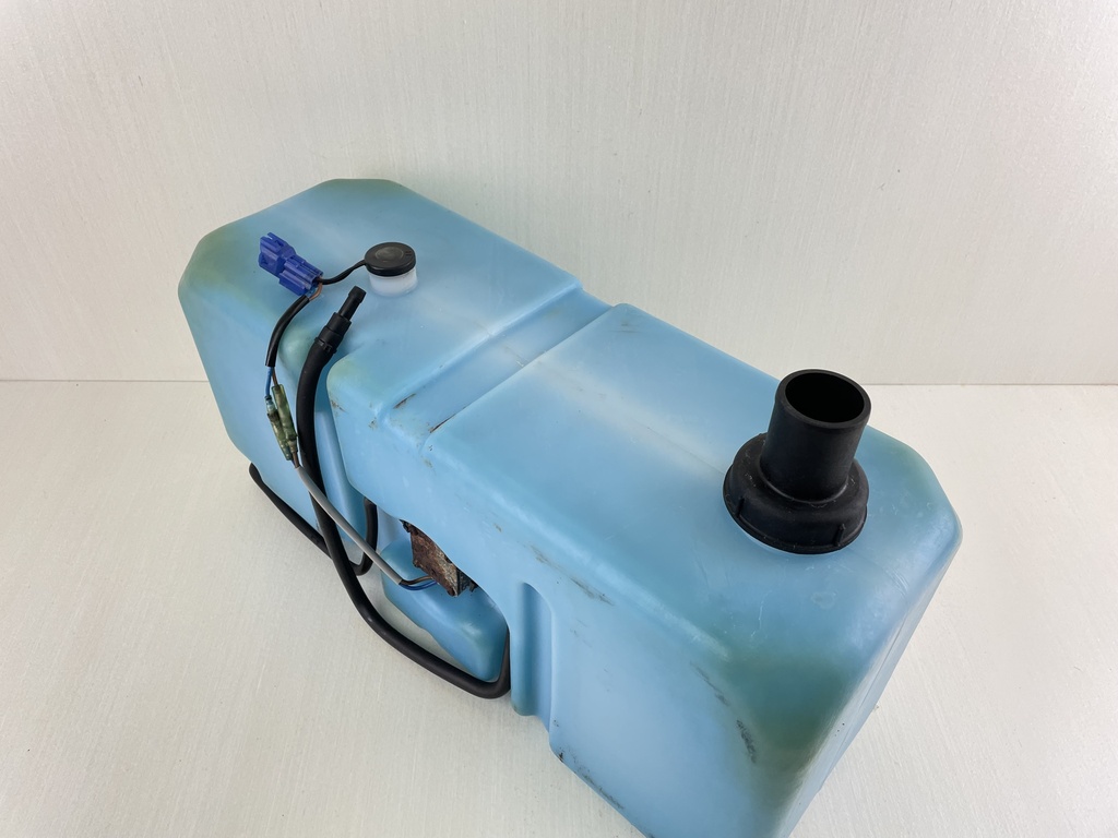 Yamaha Outboard 2 Stroke 5 Gallon Oil Tank Reservoir W/ Pump 6E5-21733-30-00