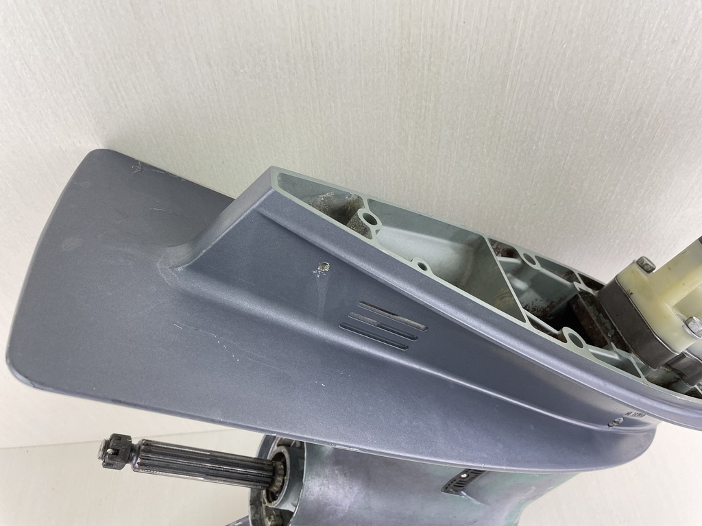 2008 Yamaha 70HP 2 Stroke Outboard 20" Long Lower Unit Gear Case 6H3-45300-20-8D