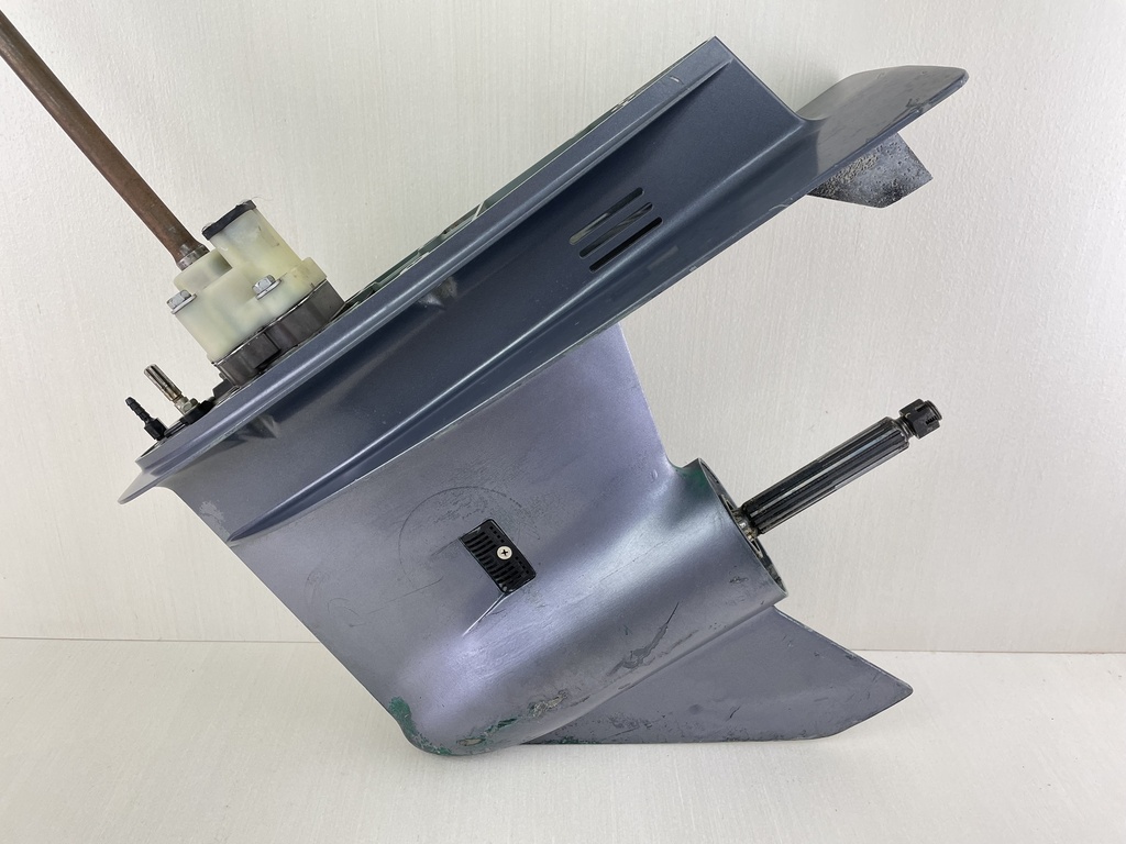 2008 Yamaha 70HP 2 Stroke Outboard 20" Long Lower Unit Gear Case 6H3-45300-20-8D