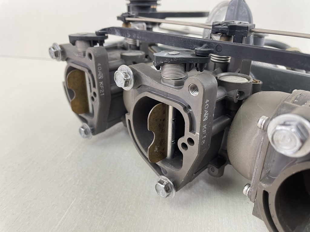 1997 Honda 90HP 4 Stroke Outboard Carburetor Assembly Intake Manifold 16100-ZW1-003ZA