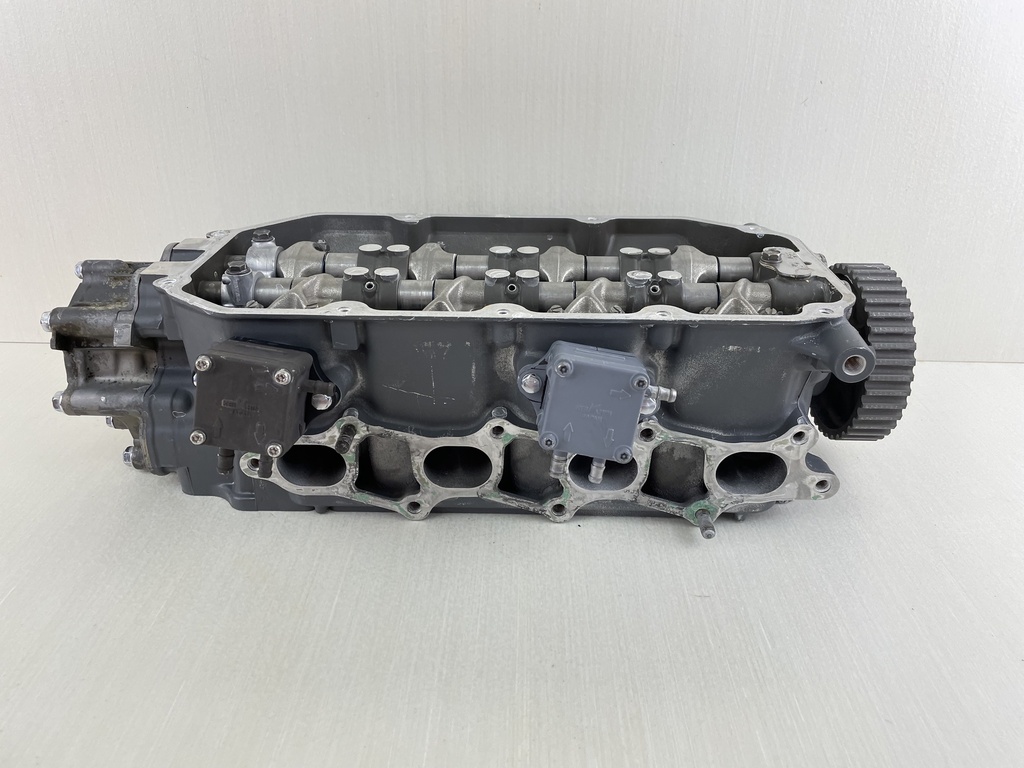 1997 Honda 90HP 4 Stroke Outboard Engine Cylinder Head 12210-ZW1-010ZA - Parts