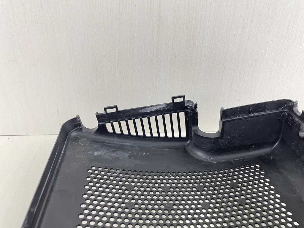 1997 Honda 90HP 4 Stroke Outboard Ingition Control Module Cover 30421-ZW1-000