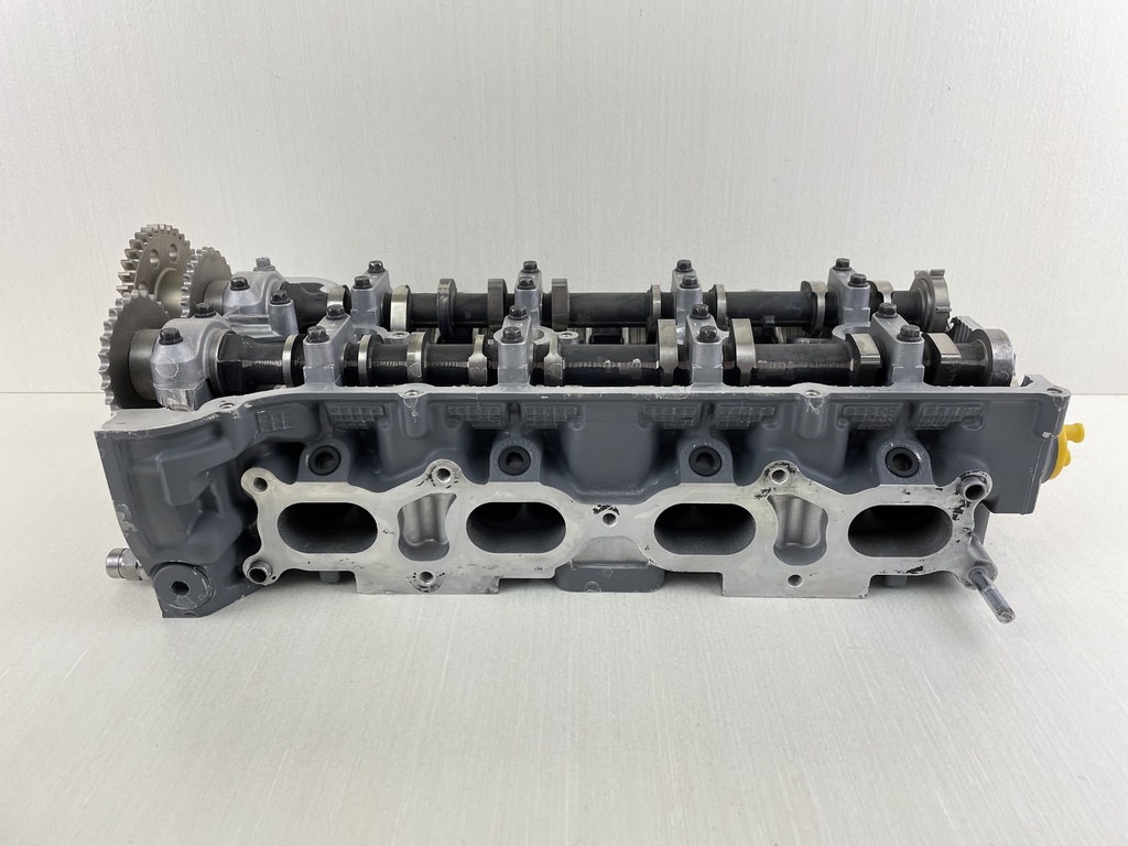 04-11 Suzuki DF 115 140 HP 4 Stroke Outboard Cylinder Head 11100-90J01