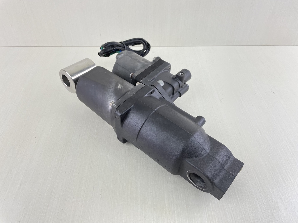 Suzuki DF 60 70 90 115 HP 4 Stroke Outboard Power Trim Tilt Unit Assembly