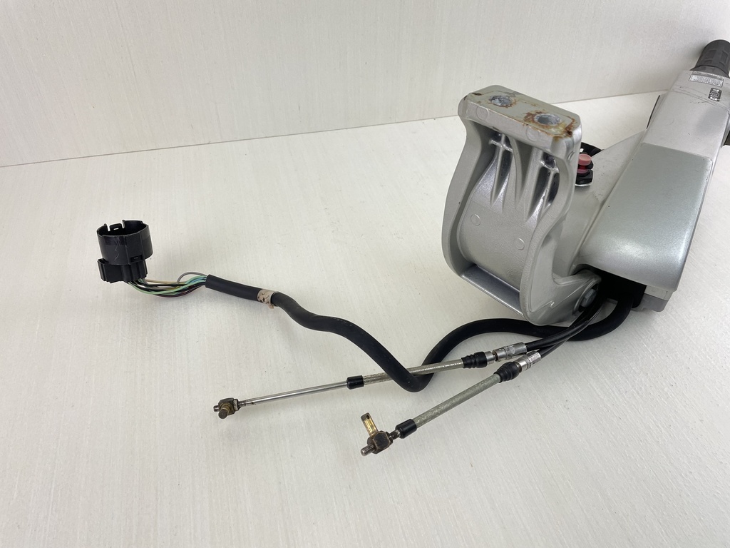 2004 Honda 30HP 4 Stroke Outboard Big Tiller Handle Steering Setup