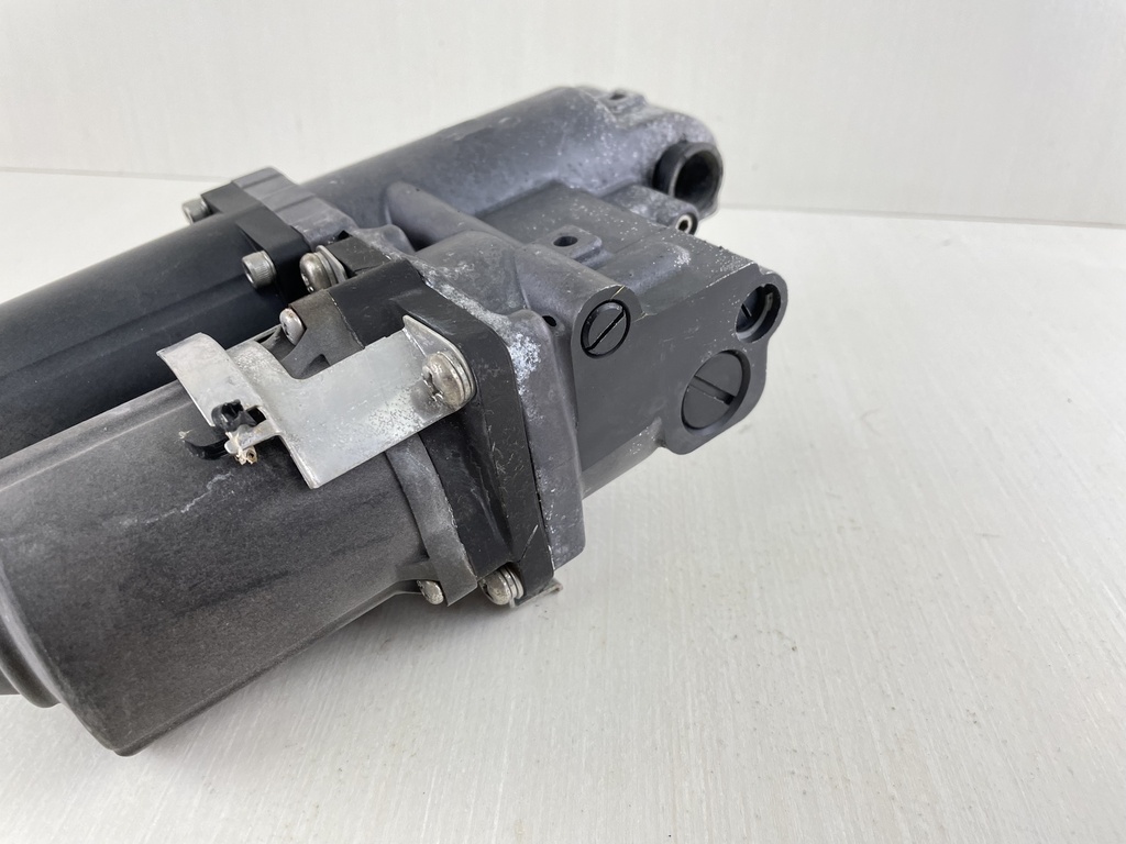 Honda 4 Stroke Outboard 25 30 HP Power Trim Unit Assembly 56000-ZW2-F17