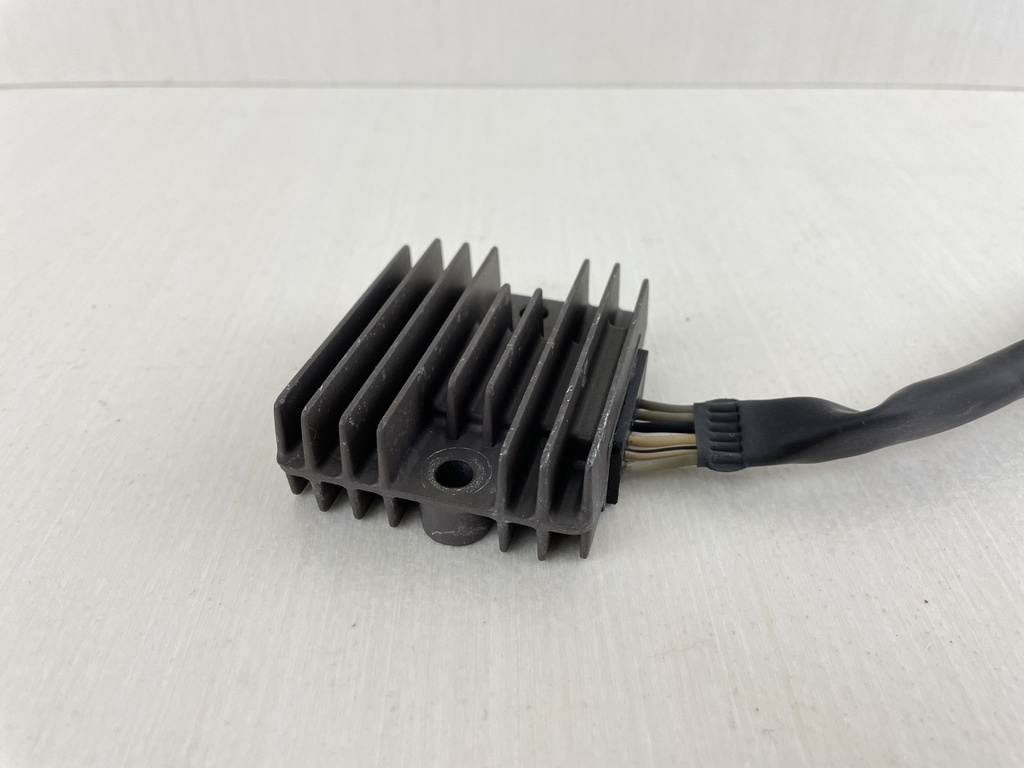 2004+ Honda 25 30 HP 4 Stroke Outboard Rectifier Regulator 31750-ZW2-F01