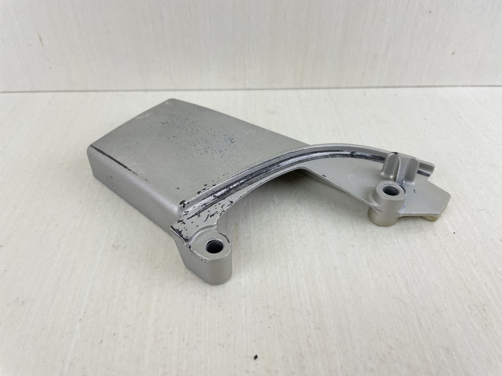 Honda 25 30 HP 4 Stroke Outboard Case Cable Cover Plate 40151-ZV7-000ZA