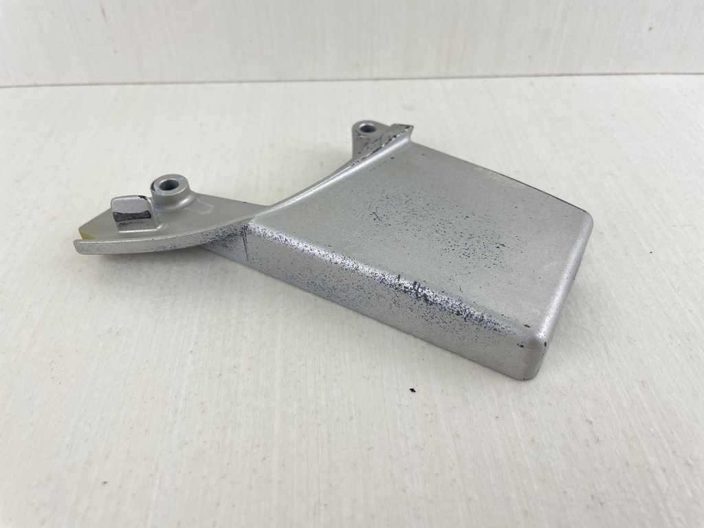 Honda 25 30 HP 4 Stroke Outboard Case Cable Cover Plate 40151-ZV7-000ZA