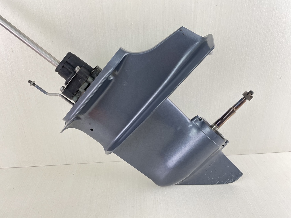 94 - 2005 Yamaha 9.9HP 4 Stroke Outboard 20" Lower Unit Gear Case