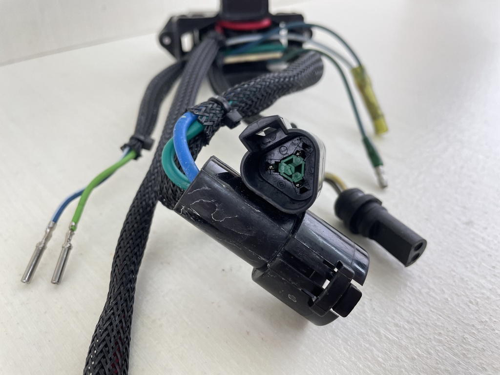 Johnson Evinrude BRP Outboard Power Trim Tilt Relay & Harness 0586228