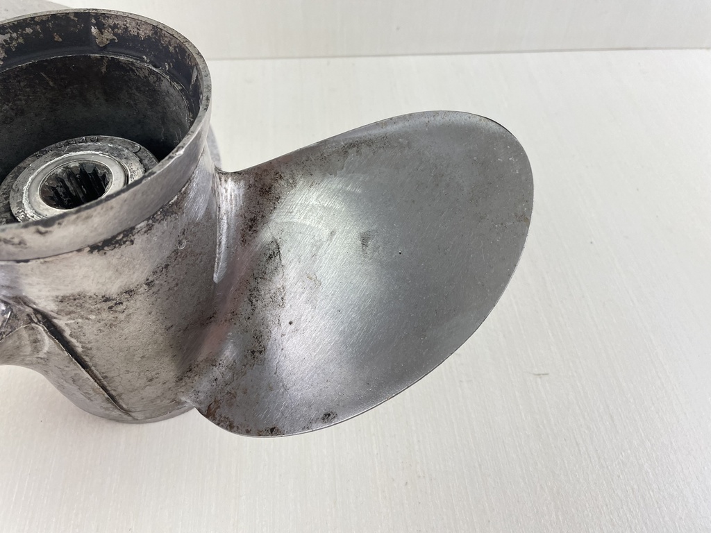 Evinrude Johnson Stainless Steel Propeller 13 3/4 x 15 389949