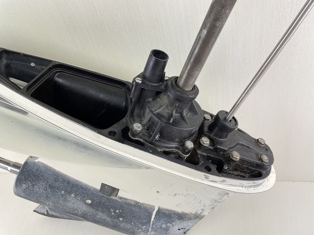 5004632 Evinrude Johnson 1995-2005 20" Lower Unit Gear Case V4 90 115 HP