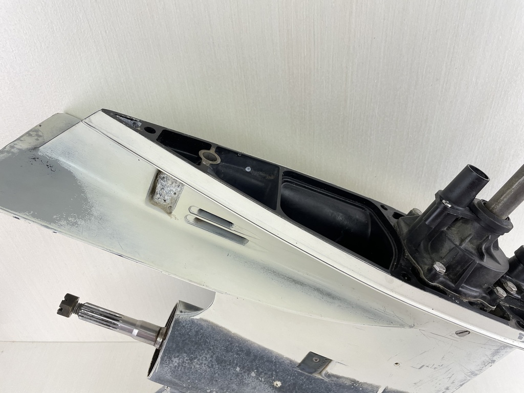 5004632 Evinrude Johnson 1995-2005 20" Lower Unit Gear Case V4 90 115 HP