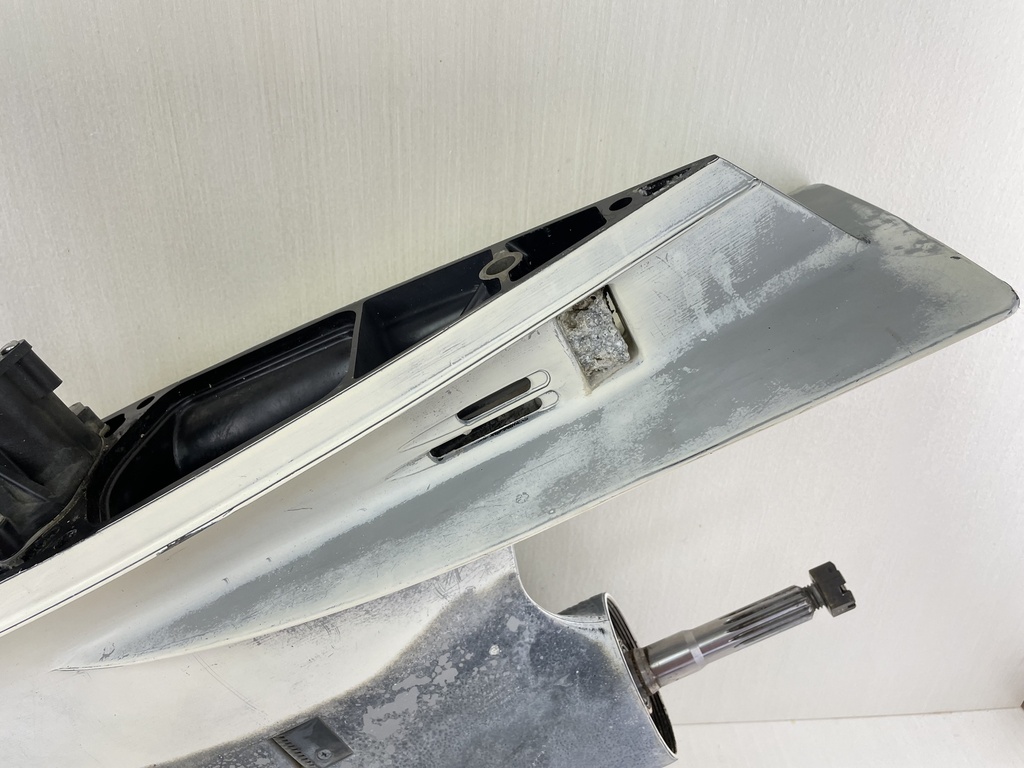 5004632 Evinrude Johnson 1995-2005 20" Lower Unit Gear Case V4 90 115 HP