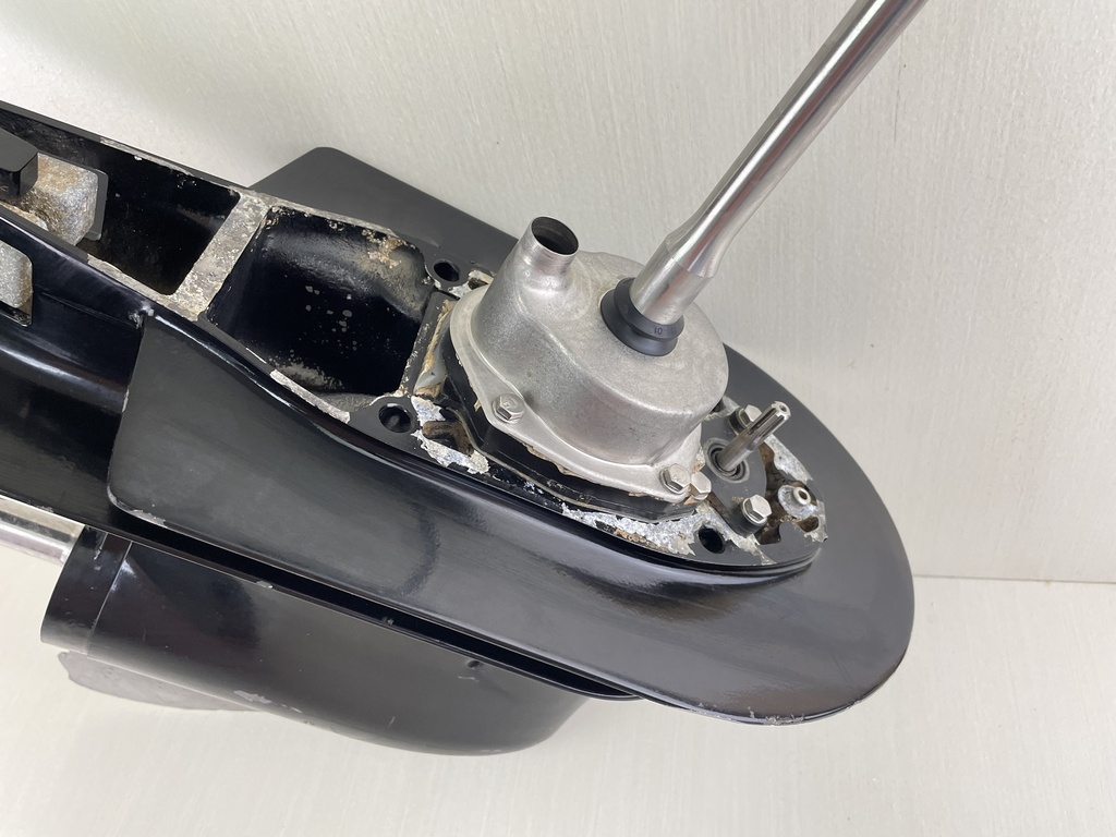 2012 + Mercury 40 50 60 HP 4 Stroke 20" Lower Unit Gear Case 2.33:1 8M0118186