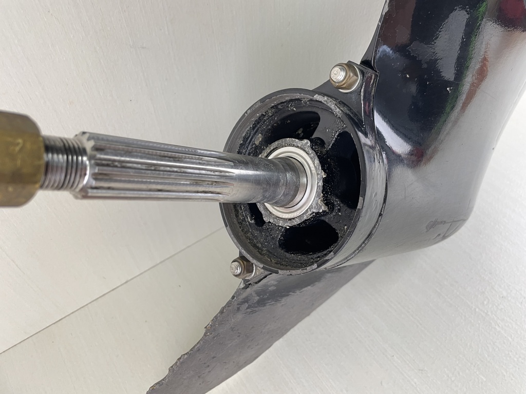 2012 + Mercury 40 50 60 HP 4 Stroke 20" Lower Unit Gear Case 2.33:1 8M0118186