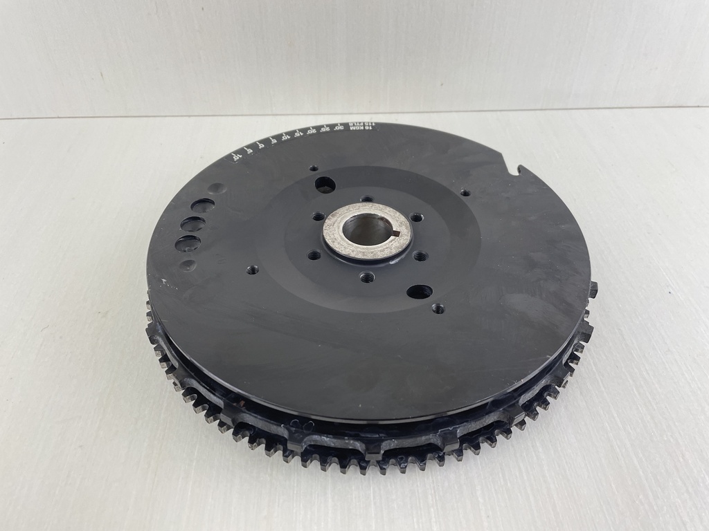 2002 Yamaha 30HP F30 4 Stroke Outboard Rotor Assembly Flywheel 65W-85550-01-00  