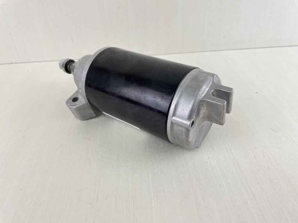 2000 Yamaha 40HP 4 Stroke Outboard Starter Motor Assembly 67C-81800-00-00