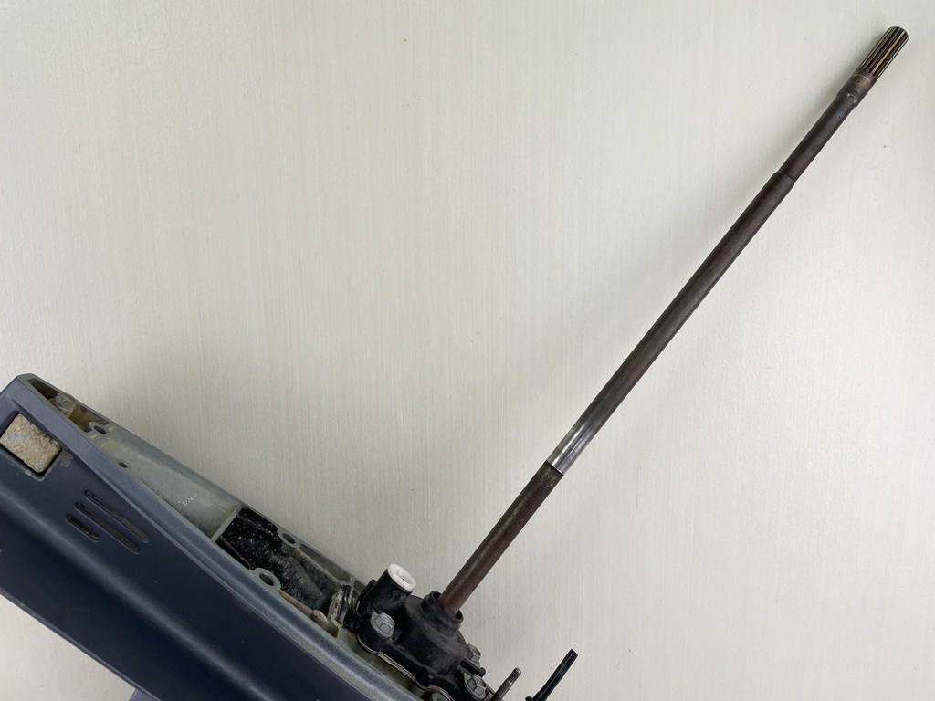 00-08 Yamaha 40HP 4 Stroke Outboard 20" Long Lower Unit Gear Case RH 67C-45300-10-4D