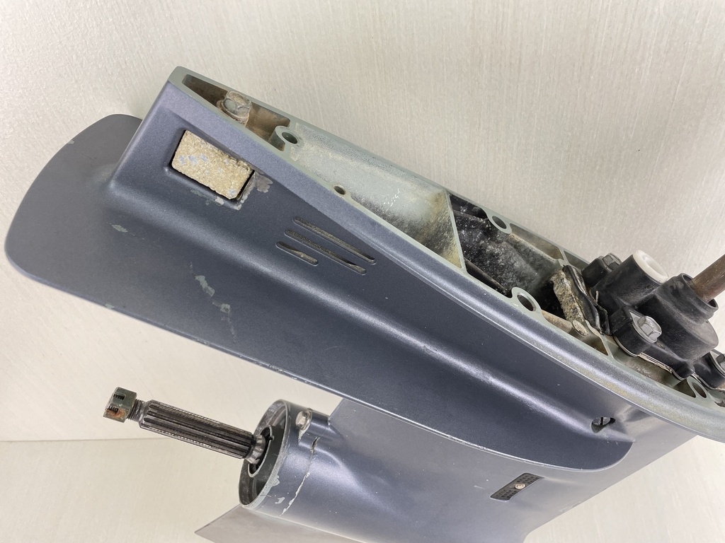 00-08 Yamaha 40HP 4 Stroke Outboard 20" Long Lower Unit Gear Case RH 67C-45300-10-4D