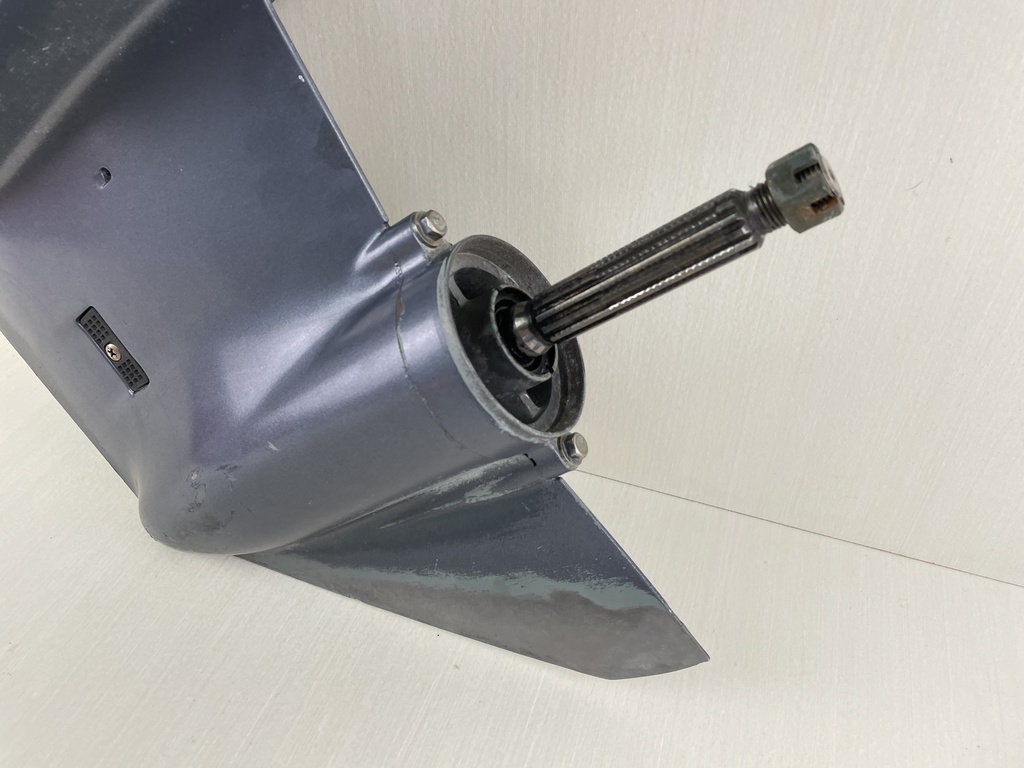 00-08 Yamaha 40HP 4 Stroke Outboard 20" Long Lower Unit Gear Case RH 67C-45300-10-4D