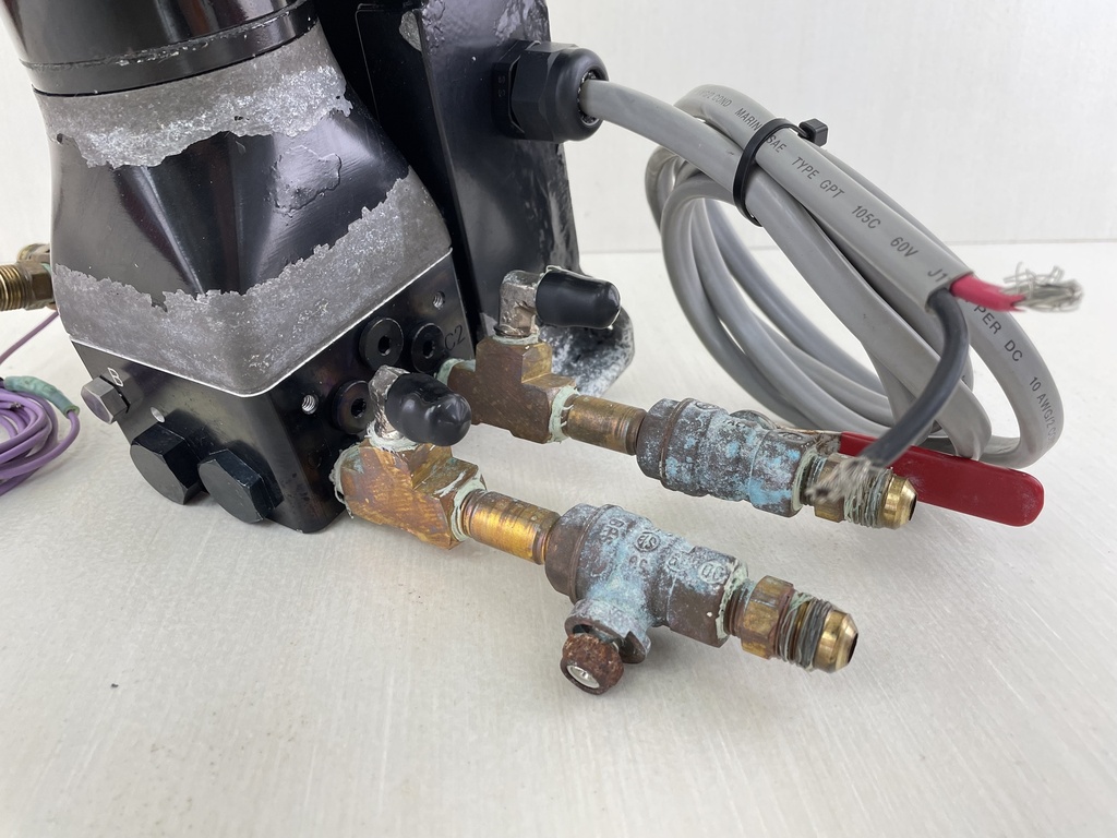 SeaStar Marine Hydraulic Power Assist Steering Unit PA1200-2 PA1200 - Used