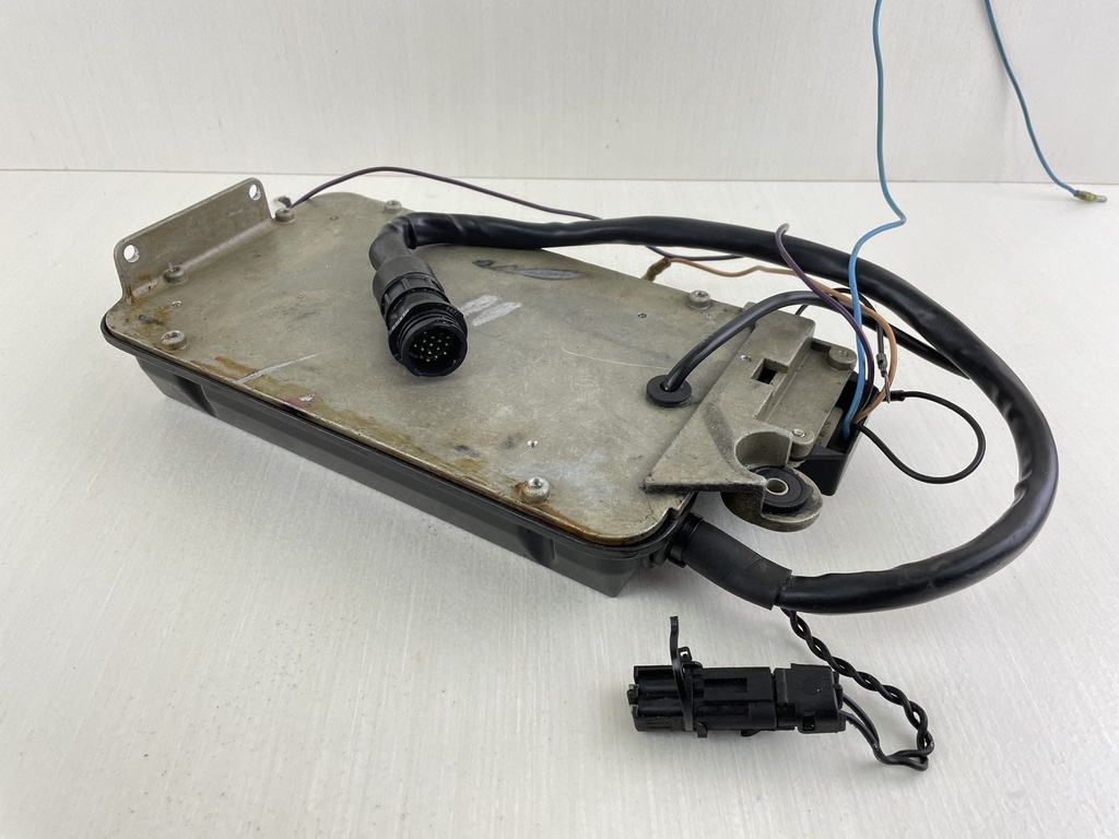 Mercury 150HP 2 Stroke EFI Outboard ECU Engine Control Unit 824003A10