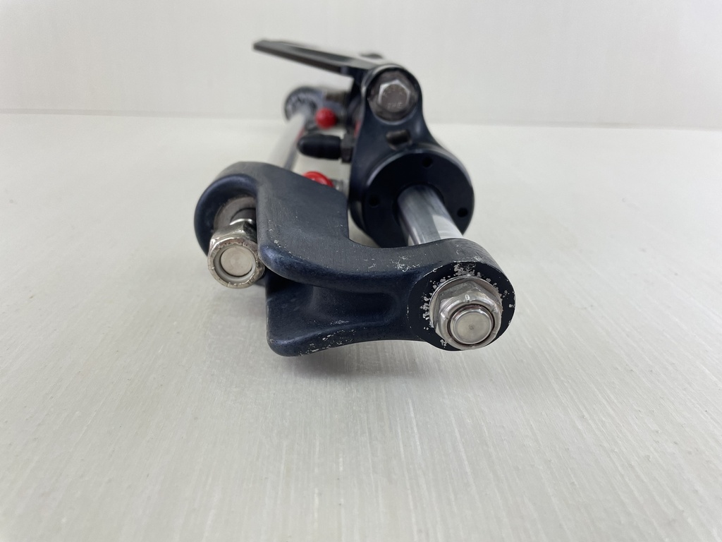 SeaStar Front Mount Outboard Hydraulic Steering Cylinder Assembly HC5358