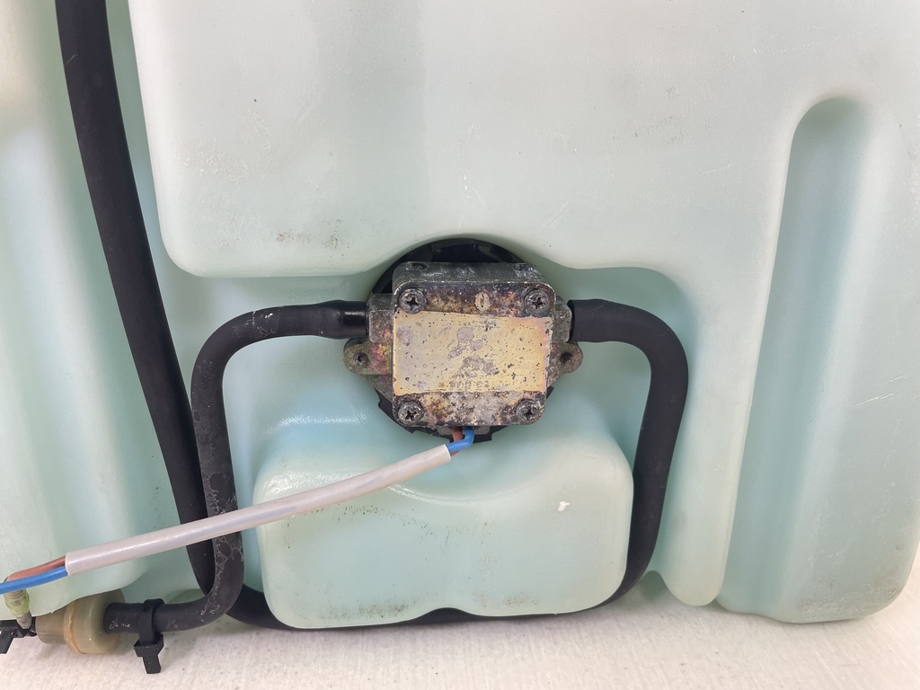 Yamaha Outboard Remote 2 Stroke Oil Tank Assembly & Pump 2.8 No Sensor