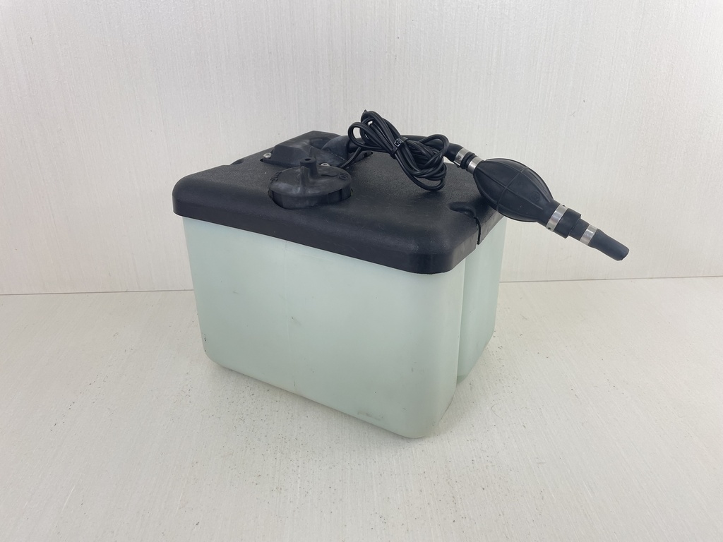 Johnson Evinrude 2 Stroke Outboard Remote Oil Supply Tank 1.8 Gallons 0176712