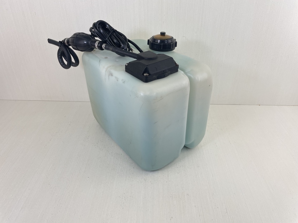 Johnson Evinrude 2 Stroke Outboard Remote Oil Supply Tank 3 Gallons 0176996