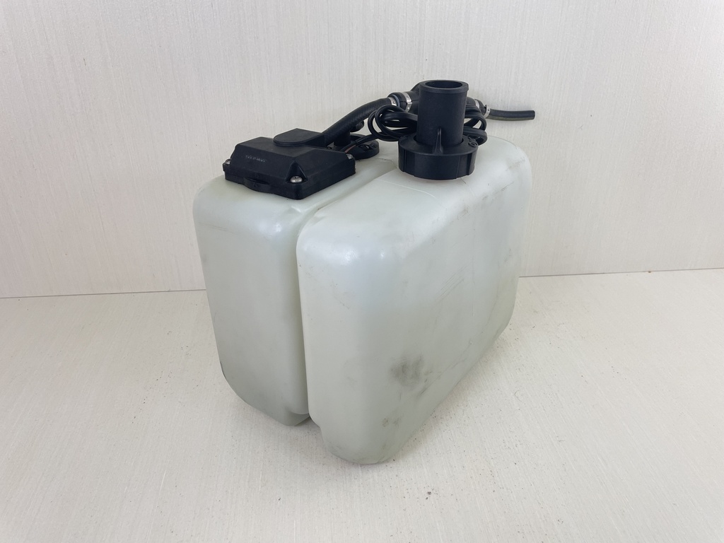 Johnson Evinrude 2 Stroke Outboard Remote Oil Supply Tank 5008613 3 Gallons