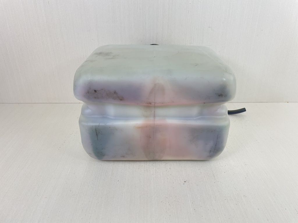 Johnson Evinrude 2 Stroke Outboard Remote Oil Supply Tank 5008613 3 Gallons