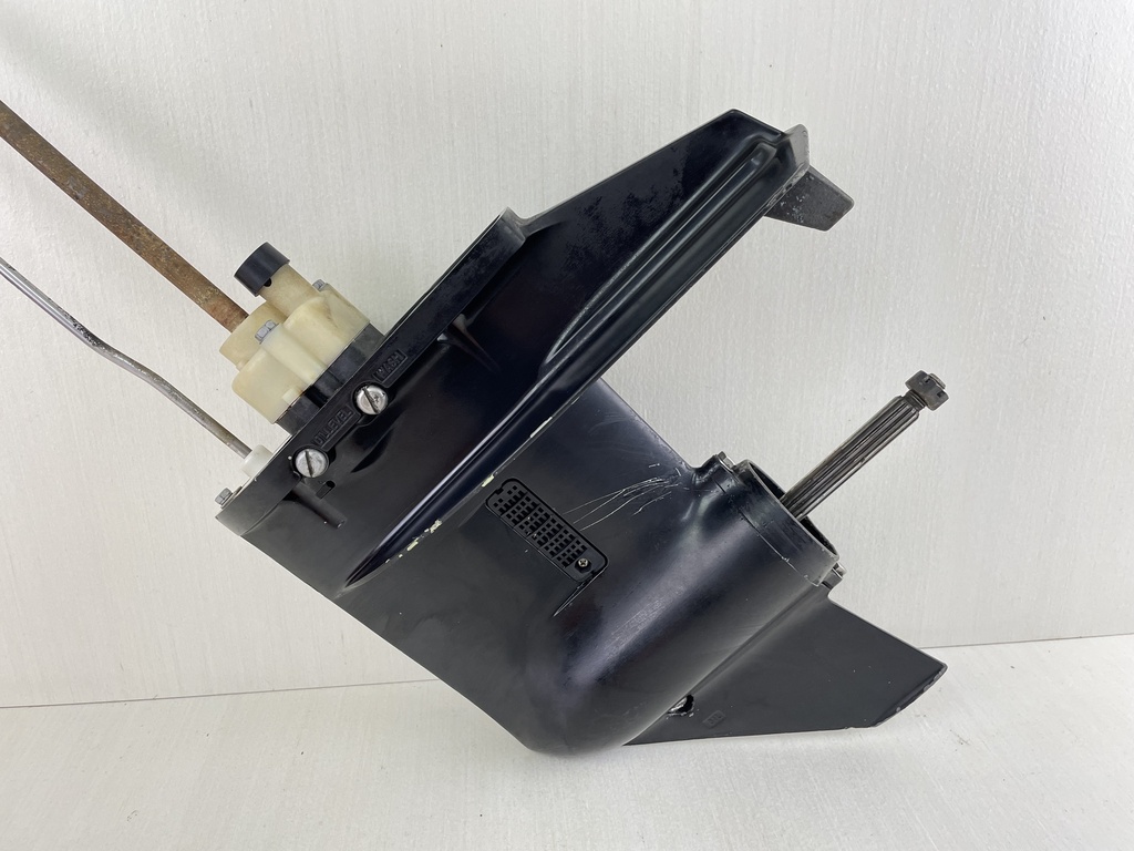 2005 Mercury 9.9HP 4 Stroke Outboard 20" Lower Unit Gear Case 8M0158633