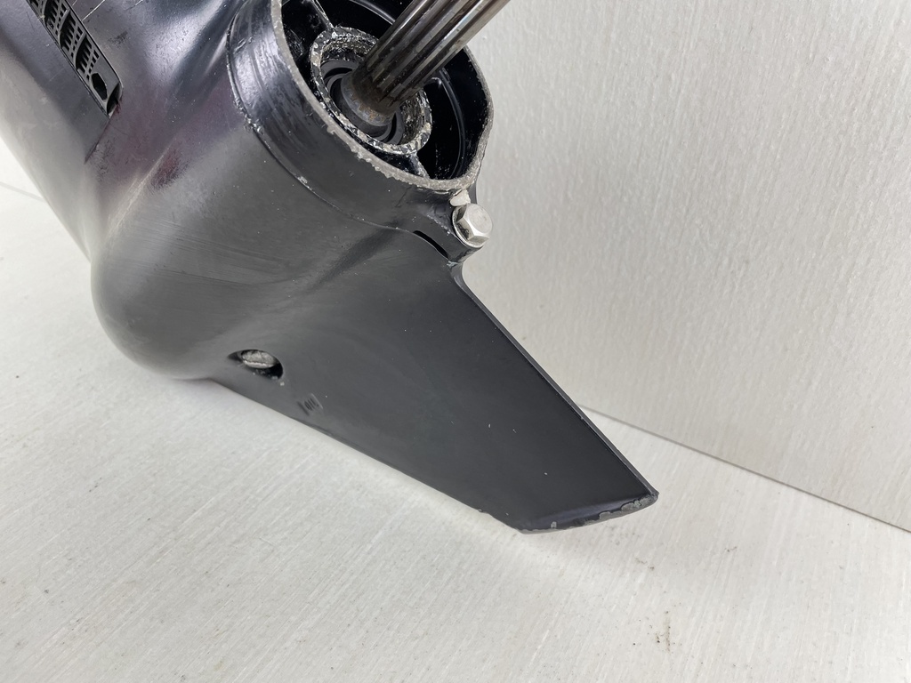 2005 Mercury 9.9HP 4 Stroke Outboard 20" Lower Unit Gear Case 8M0158633