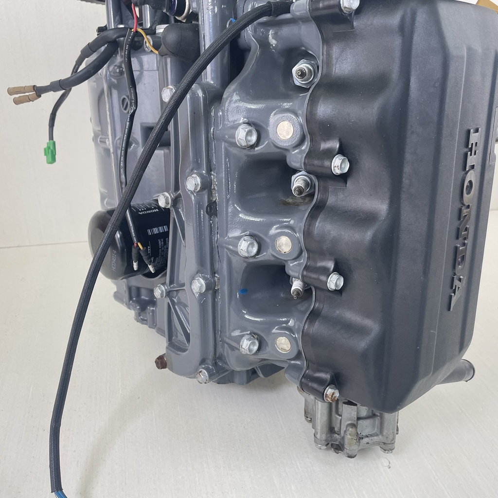 12000-ZV5-010ZA Honda 97-03 4 Stroke Outboard Powerhead Crankcase Complete 40 50 HP