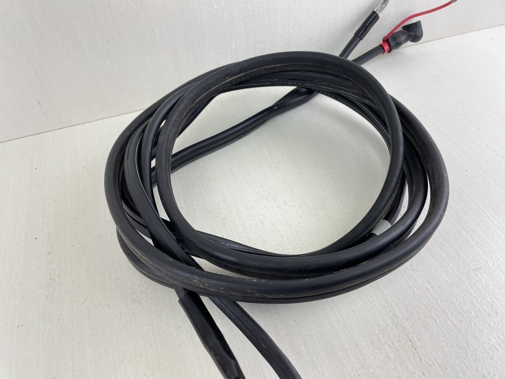 01-2005 Yamaha 30 40 HP 4 Stroke Outboard Starter Battery Cable 67C-82105-J2-00