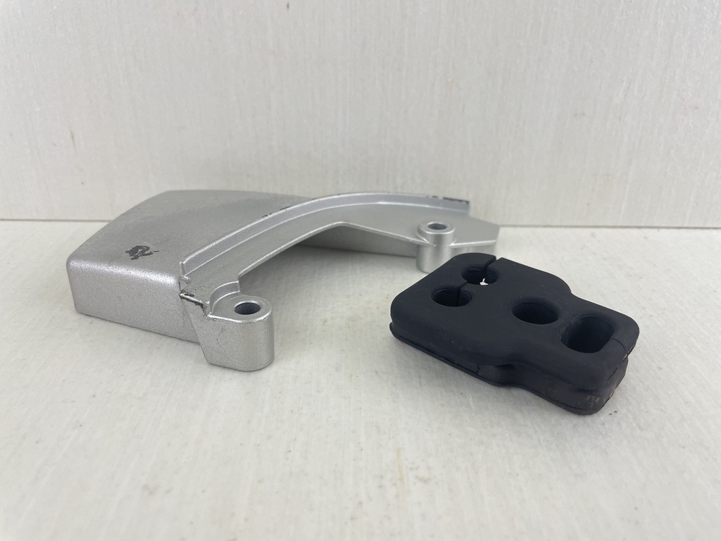 40151-ZV5-000ZA Honda 97-05 4 Stroke Outboard Cable Case Cover 40 50 HP