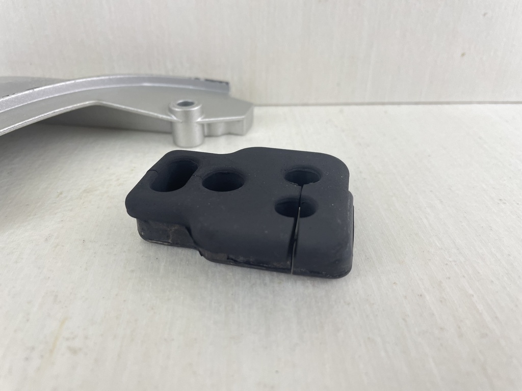 40151-ZV5-000ZA Honda 97-05 4 Stroke Outboard Cable Case Cover 40 50 HP