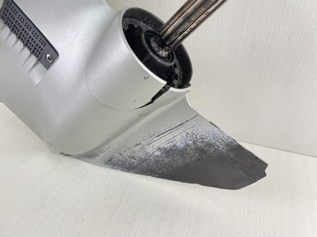 01-07 Honda 40 50 HP 4 Stroke Outboard 20" Lower Unit Gear Case 41100-ZW4-H16ZA