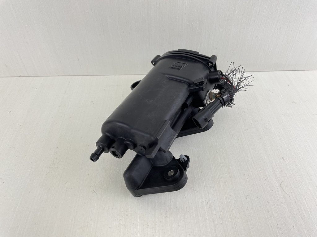 2016 Evinrude 25HP Etec 2 Stroke Outboard Fuel Vapor Separator Pump Assembly 5007896