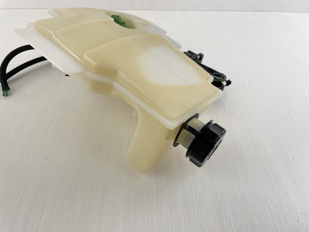 AF Evinrude Etec 25HP Outboard 2 Stroke Oil Tank & Pump Assembly 5008994 5009036